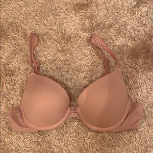 Pink Victoria’s Secret bra